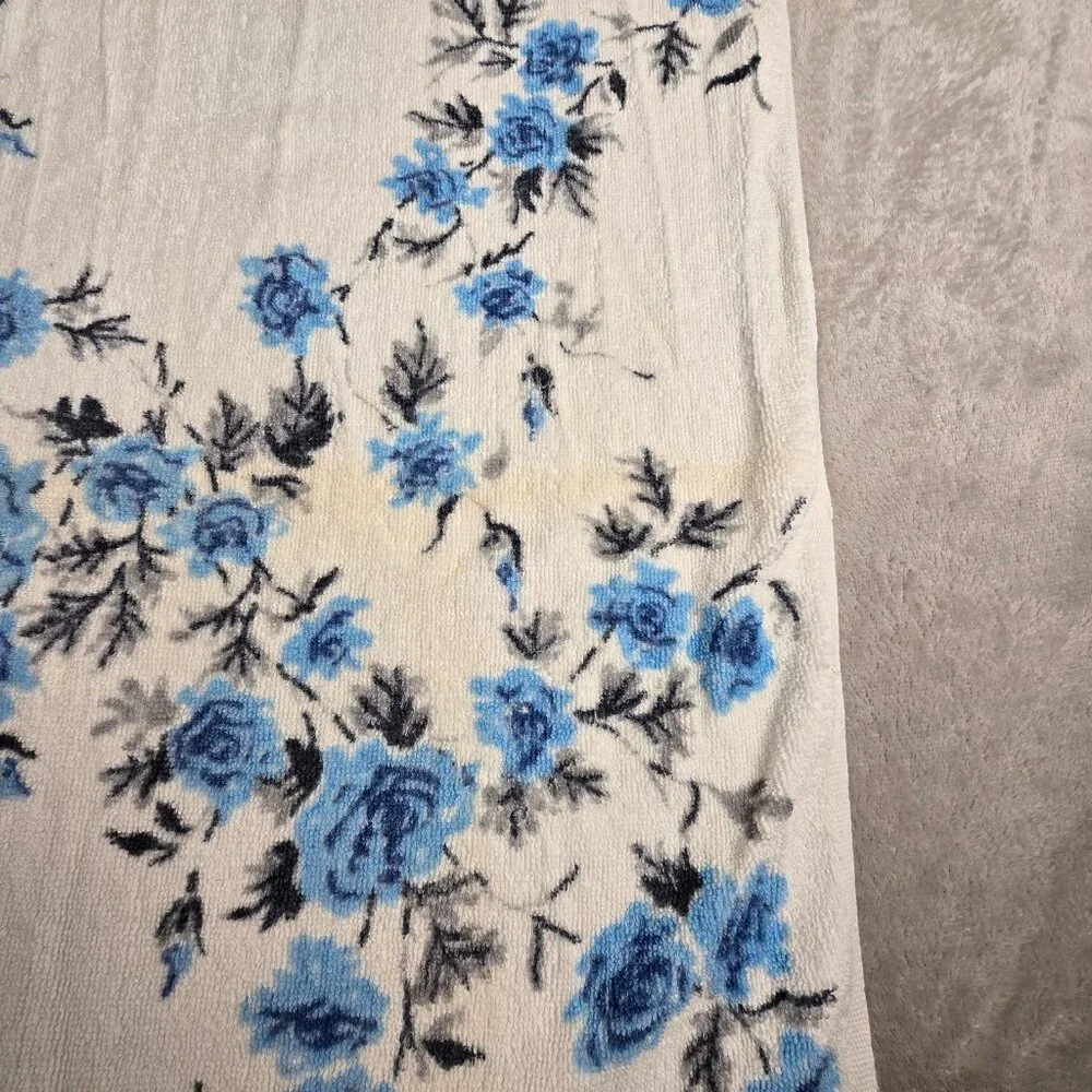 Vintage Bath Towel Blue Rose Floral Fringe Martex USA 23x47 70s Cottagecore Boho